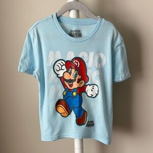 Super Mario Short Sleeve T-Shirt XS